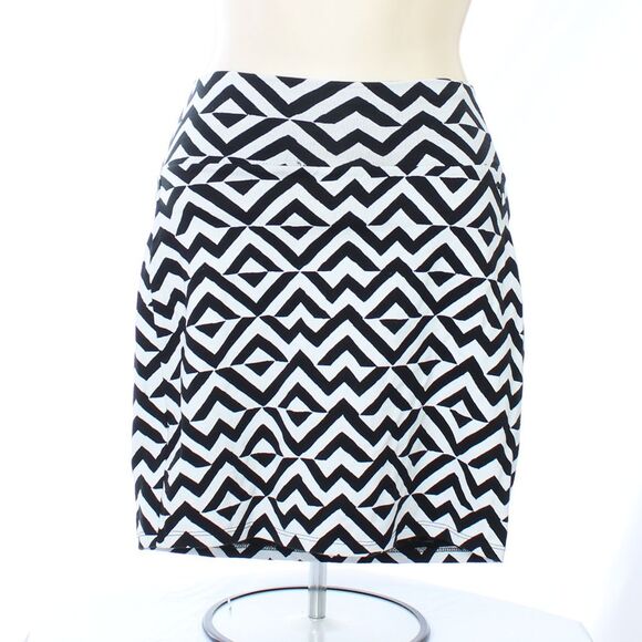 Pink Victoria's Secret High Waist Mini Skirt - Picture 2 of 3